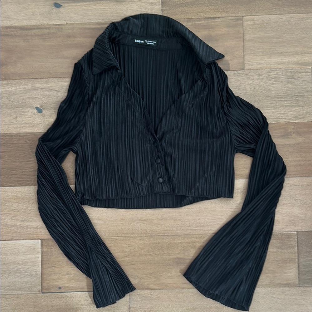 New shien never worn size L Black Pleated cropped Women's Top
